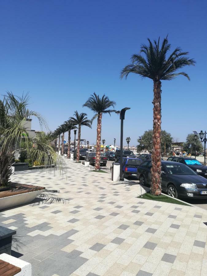 Appartement Alfie Mamaia Nord à Năvodari Extérieur photo